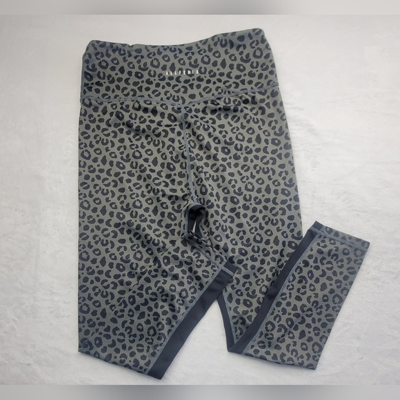 ALL FENIX Black Avery Cheetah-Print Active‎ Leggings Size Medium Sporty - Picture 4 of 11